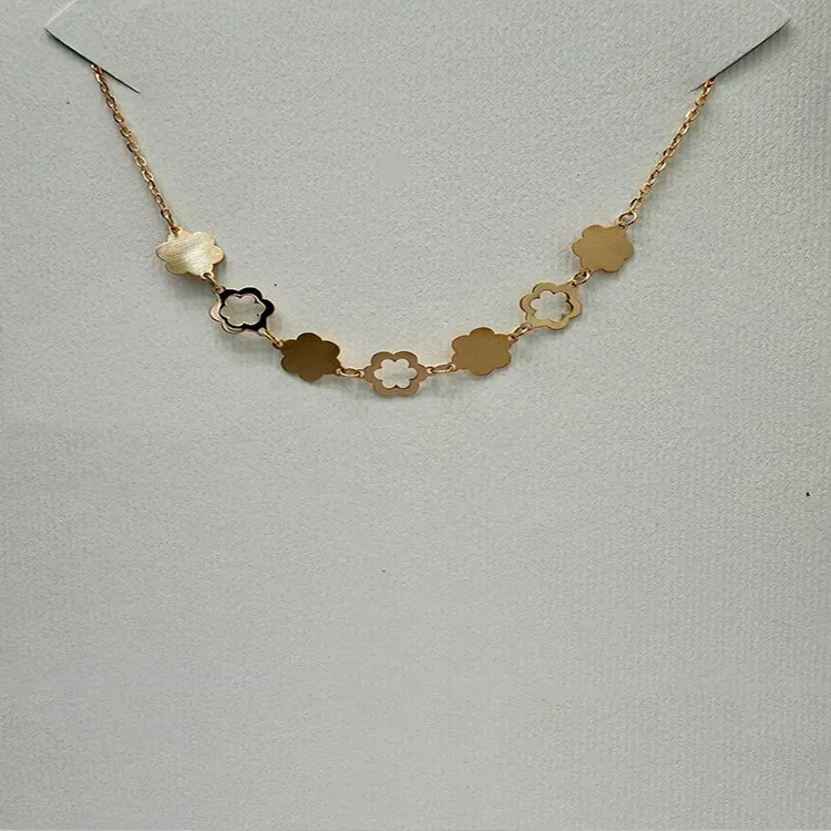 گردنبند طلا زنانه طرح گل