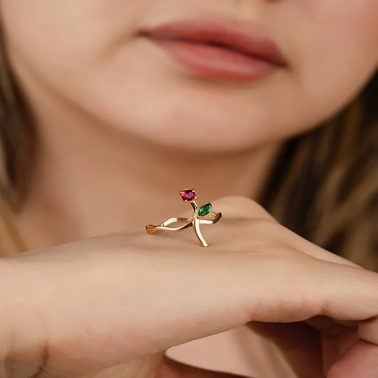 بنگل طلا زنانه طرح ونکلیف سفید صدفی