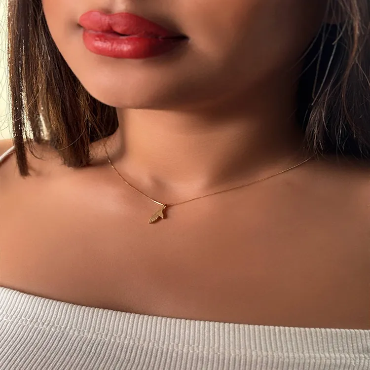 آویز طلا زنانه طرح دم‌وال مدل