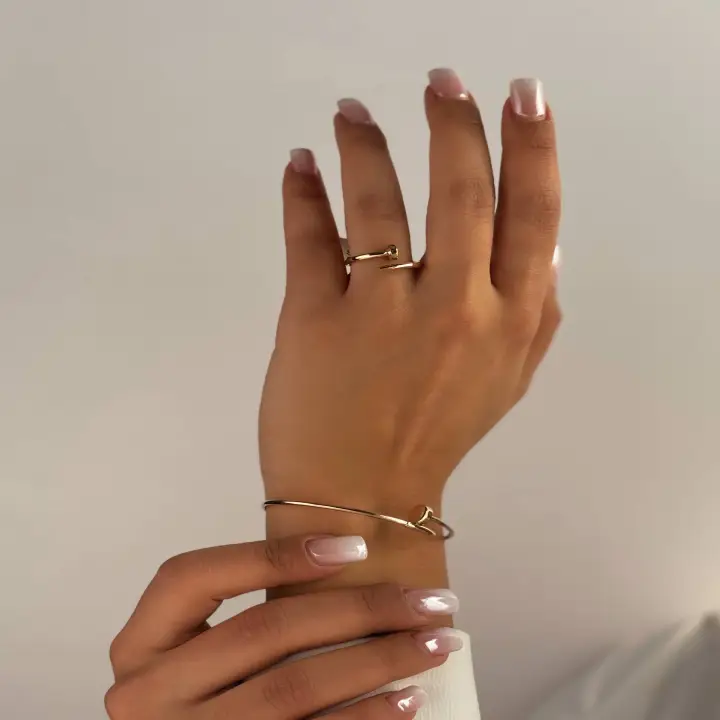 انگشتر میخ کارتیهcartier-nail-ring
