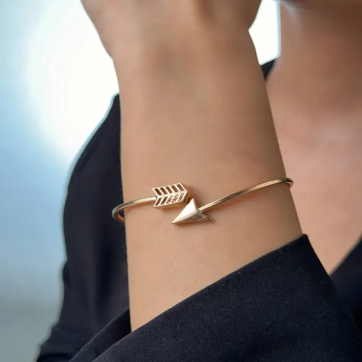 بنگل ساحل Bangla Beach