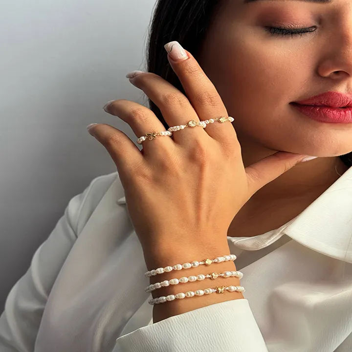 دستبند کار مرواریدی طرح مینیمال قلب