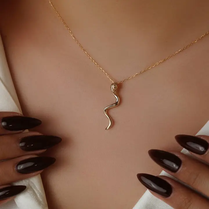 گردنبند دوریکا با زنجیر ۴۵ سانت Dorica necklace with 45 cm chain