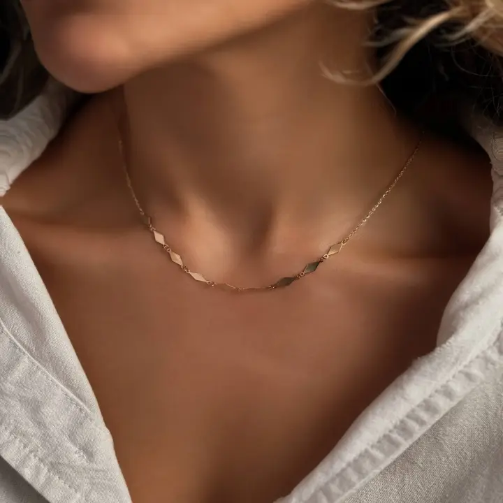 گردنبند فانتزی fantasy-necklace