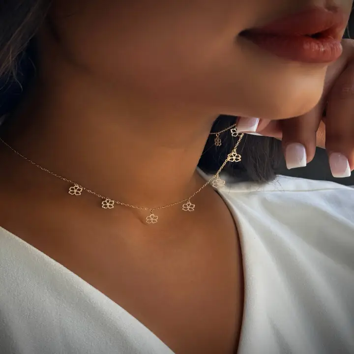 گردنبند فانتزی -fantasy-necklace