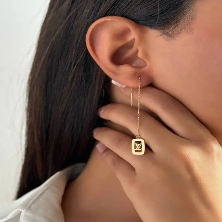 گوشواره بخیه لویی ویتون thread-louisvuitton-earring