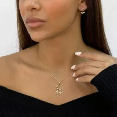 نیم ست گلدون طرح گل قرمز