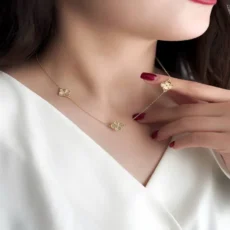 گردنبند ونکلیف سه گل