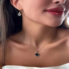 گوشواره ونکلیف مشکی