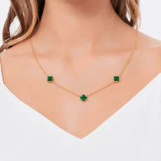 گردنبند ونکلیف سنگ سبز (کسر سنگ هست)
